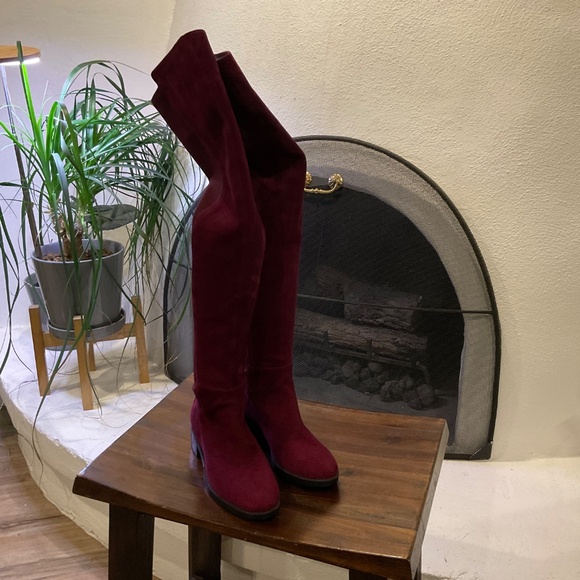 NEW Tory Burch Caitlin Burgundy Suede stretch over the knee boot size 5M - Picture 5 of 11